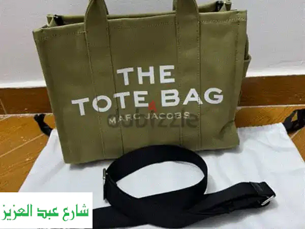 حقيبة مارك جاكوبس Tote أنيقة - بحالة ممتازة! ✨