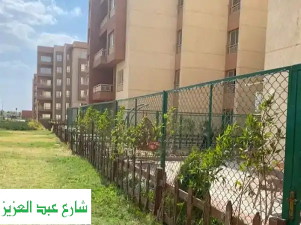 أسوار حدائق متينة وعالية الجودة:  حماية منزلك بأمان وسرعة!