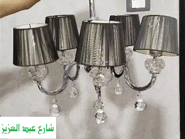 نجفة كريستال فاخرة بـ 5 نجفات: إضاءة ساحرة لمنزلك!