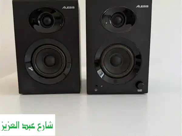 سماعات Alesis عالية الجودة - مستعملة بحالة ممتازة!...