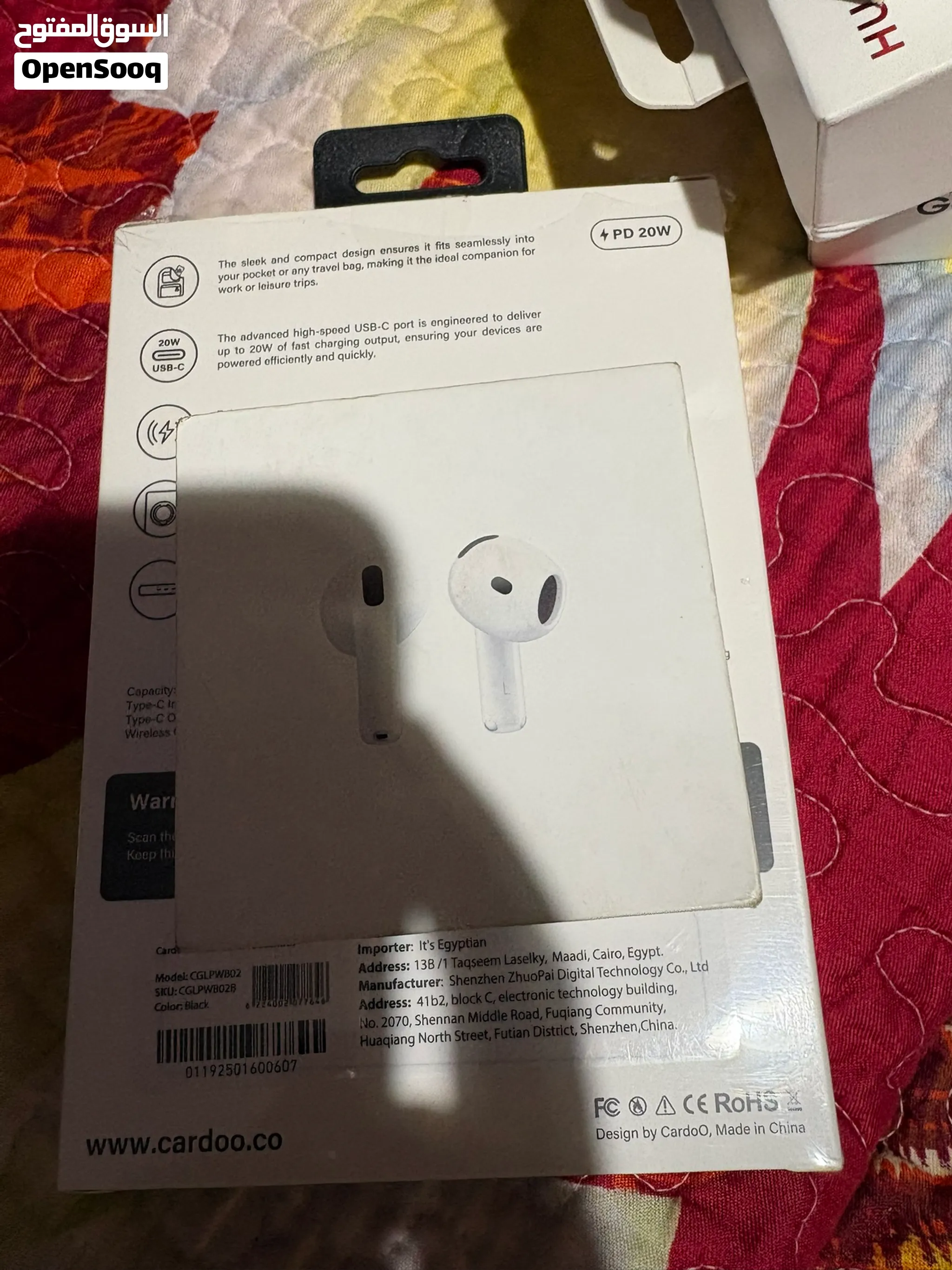 ابل ايربودذ 4 Apple 4العاديه