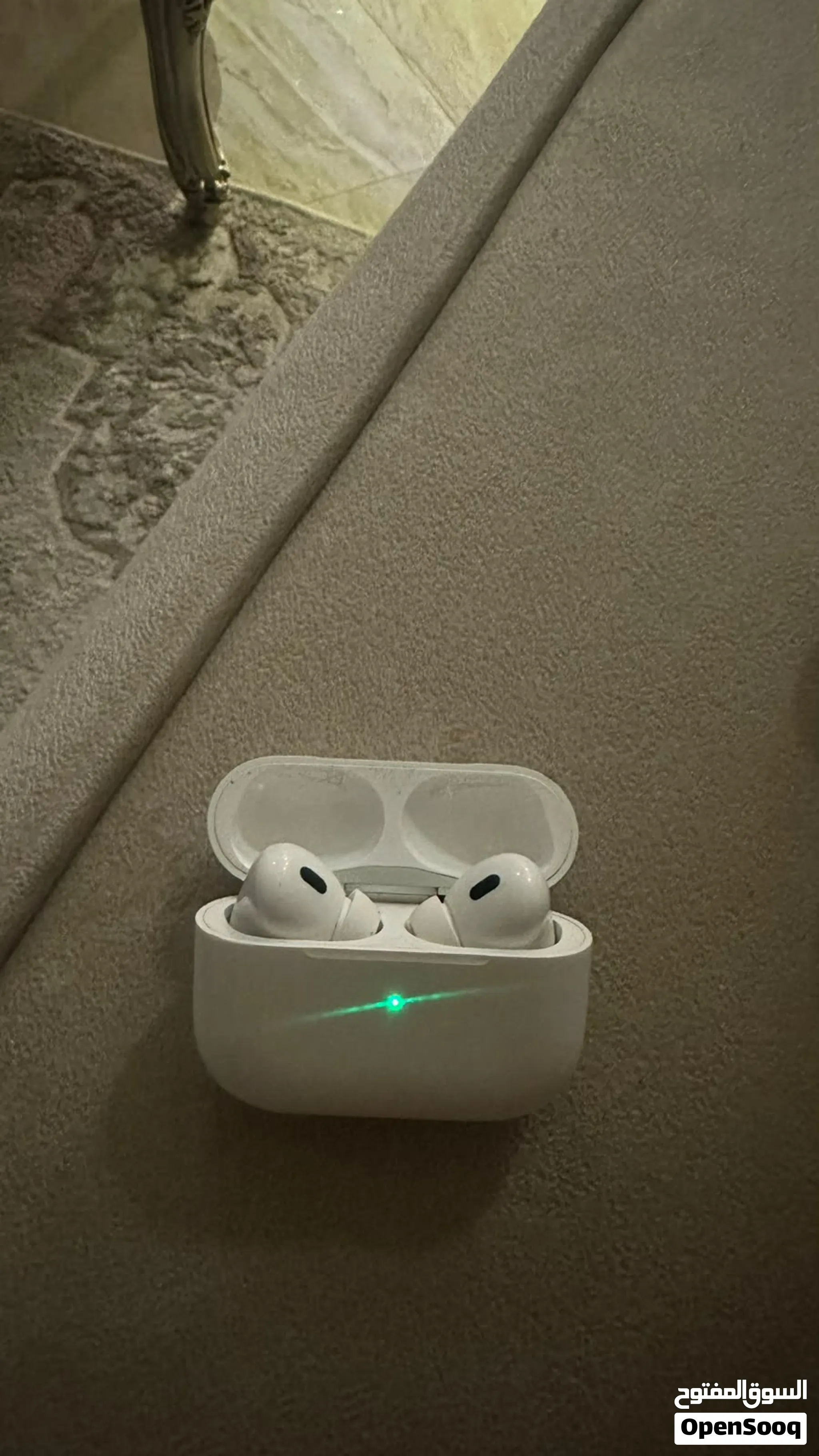 اصلية من كويت Airpods pro