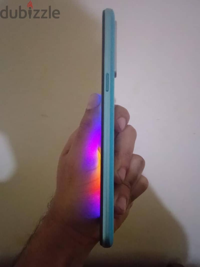 ريلمى 6i 4