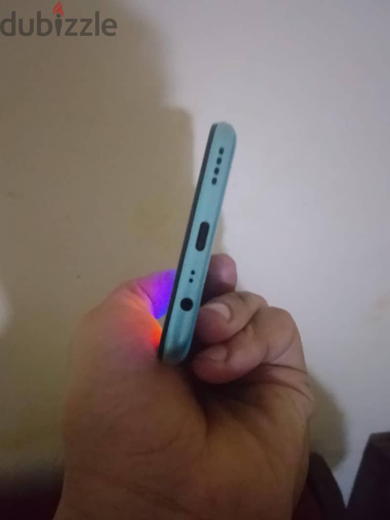ريلمى 6i 2