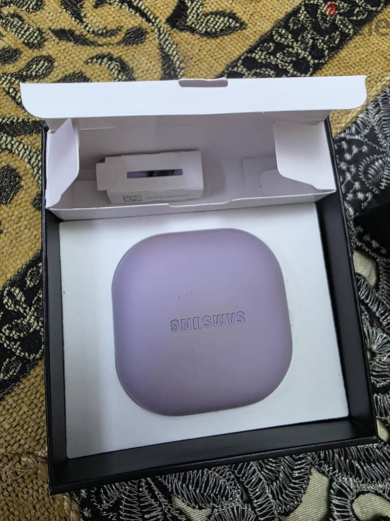 للبيع Samsung Galaxy Buds2 Pro الأصلية باللون المووف(Bora Purple) 2