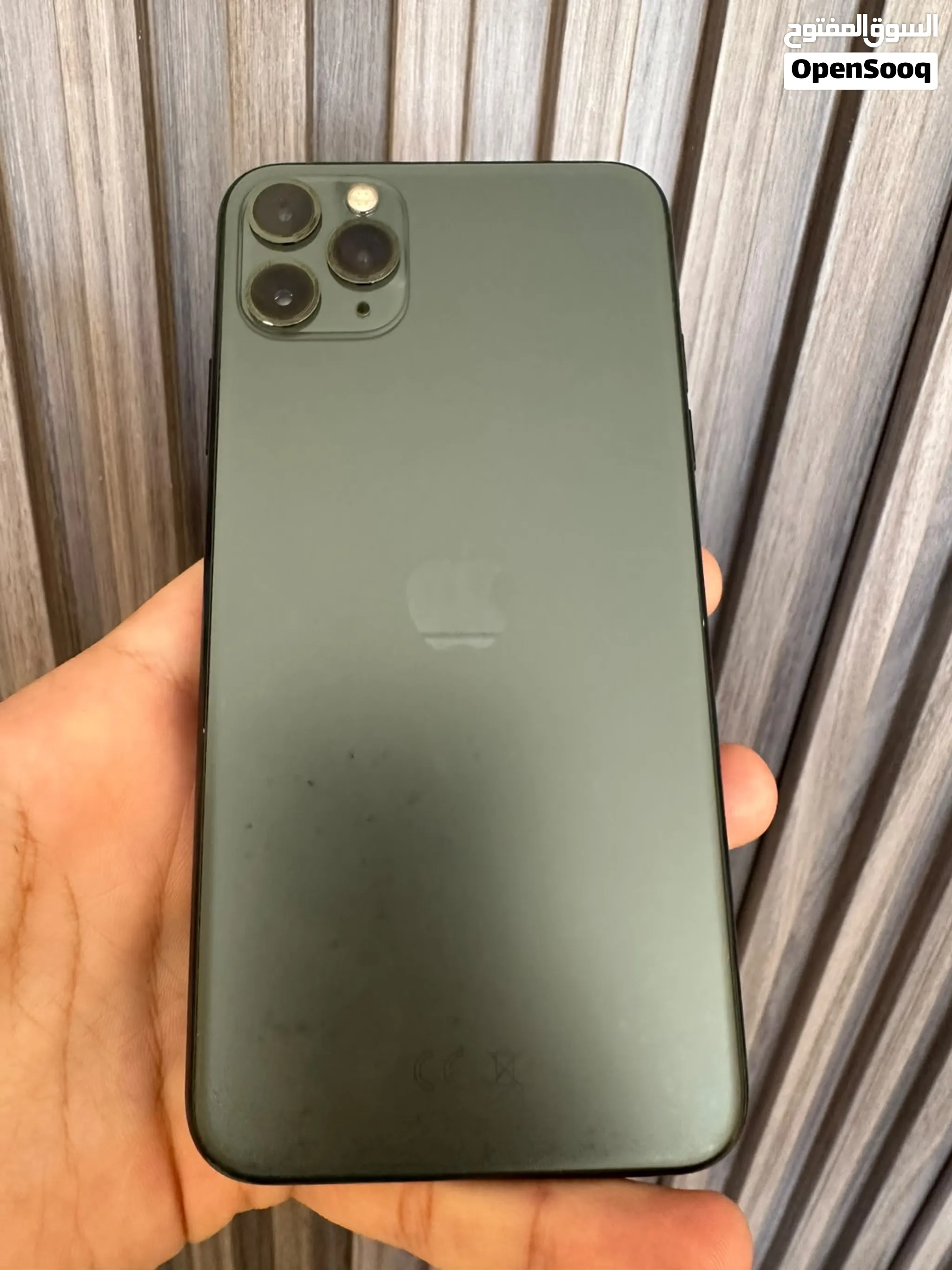 iphone 11 pro max مساحه 256