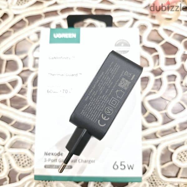 65W Gan Fast Charger 3 port USB-C Charger شاحن يوجرين ٦٥ وات 4