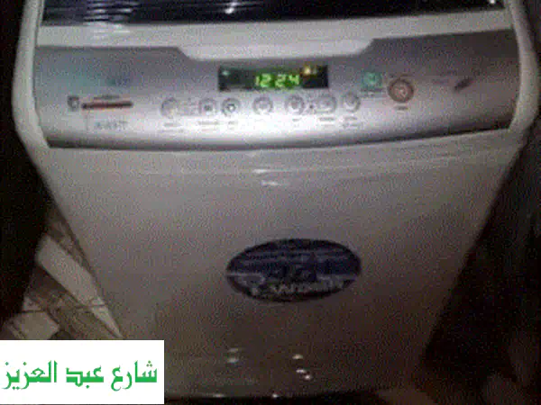 اقتنص الفرصة: غسالة أوتوماتيكية للبيع – بابها يحتاج لمسة بسيطة!