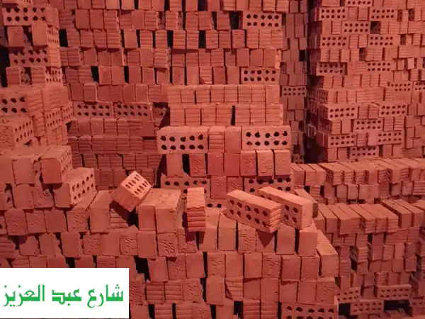 شركة النور: طوب أحمر طفلي بجودة ثابتة لمشاريع بناء قوية ومستدامة