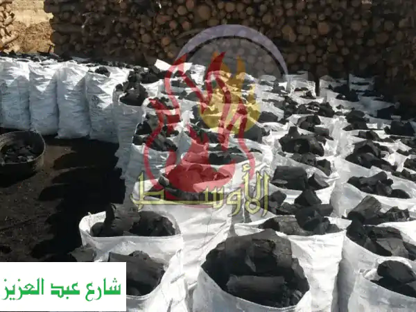 فحم الجزورين: نارك تدوم! 🔥 فحم يدوم طويلاً للمطاعم والشواء (جملة وتصدير)