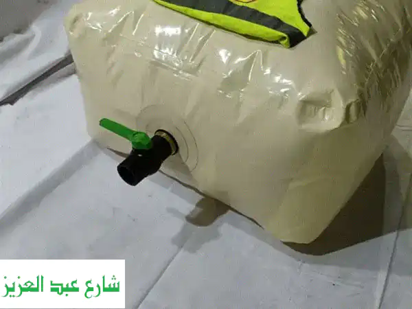 حلول تخزين مرنة: خزانات مياه مطاطية متنقلة وقرب وقود - جودة أمريكية وألمانية بضمان 5 سنوات من الخواجه للمشمع