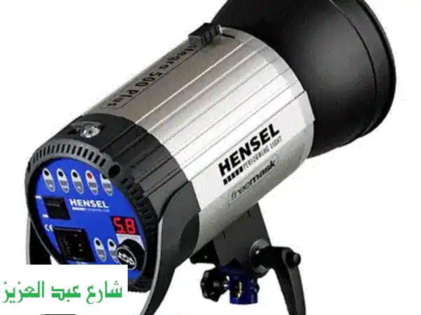 فرصة ذهبية! مونيتور Feel World تاتش 5.5 بوصة 4K جديد بخصم أكثر من 3500 جنيه!