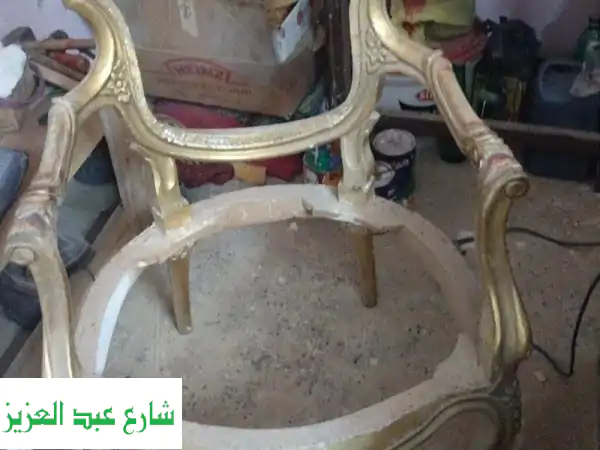 فرصة نادرة: صالون أبيسون فرنسي أصيل | خشب زان روماني أحمر دمياطي | قطعة أنتيك تنتظر لمستك الفنية!