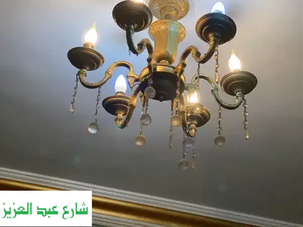 فرصة لا تكرر! زوج نجفات نحاسية مذهبة 6 أذرع...