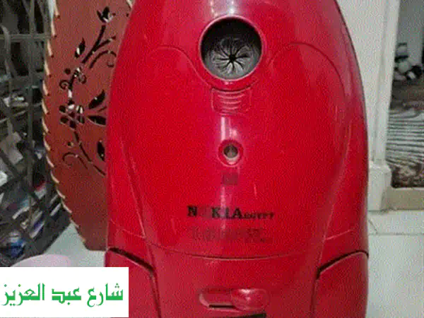 مكنسة أولمبيك 2000 وات مستعملة: قوة تنظيف جبارة بسعر لا يُفوت! (تحتاج صيانة بسيطة لزر التشغيل)