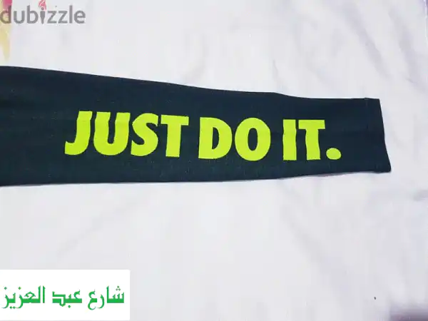 فرصة نادرة! ليجن نايكي الأصلي 100% قطن (مقاس S) زيتي...