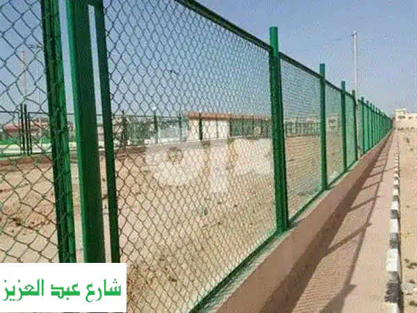 سور سلك أخضر مجلفن: أمان وجمال لحديقتك بأقل...