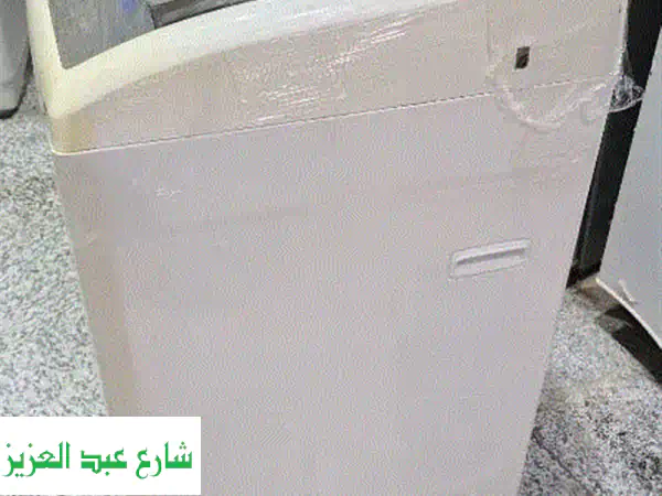 غسالة يونيفرسال 8 كيلو أوتوماتيك علوي – كسر زيرو بحالة ممتازة