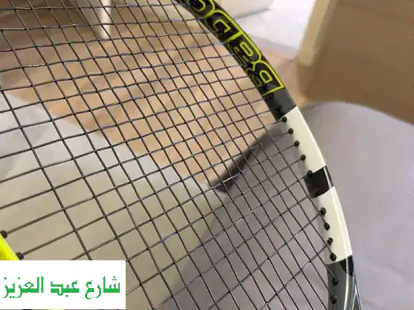 Babolat Pure Aero الجديد كلياً (300 جرام) - مضرب تنس احترافي بحالة ممتازة | قوة ودوران بلا خدوش!