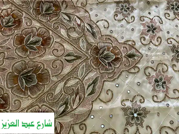 مفرش سرير هندي مطرز فخم هاند ميد ٥ قطع | تحفة...