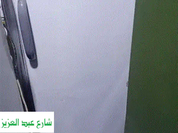 تلاجة للبيع: اديل (Edel) بحالة ممتازة - ضمان سنة،...