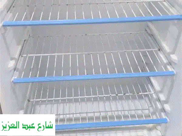 تلاجة يونيون اير 10 قدم ديفروست مستعملة كسر زيرو بحالة ممتازة