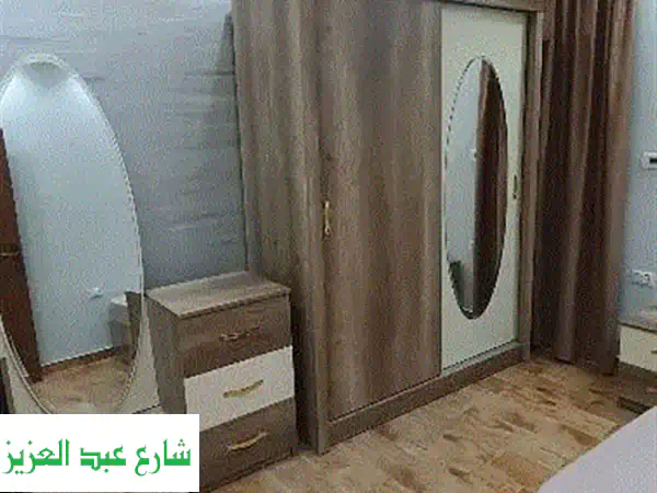 فرصة ذهبية: عفش مودرن شبه جديد بالكامل للبيع - أثاث وأجهزة راقية