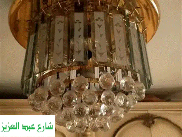 أضف سحراً! نجفة مودرن 3 لمبات لإضاءة غرفة نومك المثالية | تصميم أنيق وسعر لا يُقاوم