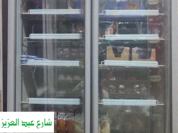 فرصة نادرة! ثلاجة عرض 2 باب موديل حديث (استعمال خفيف جداً) للبيع بالجيزة