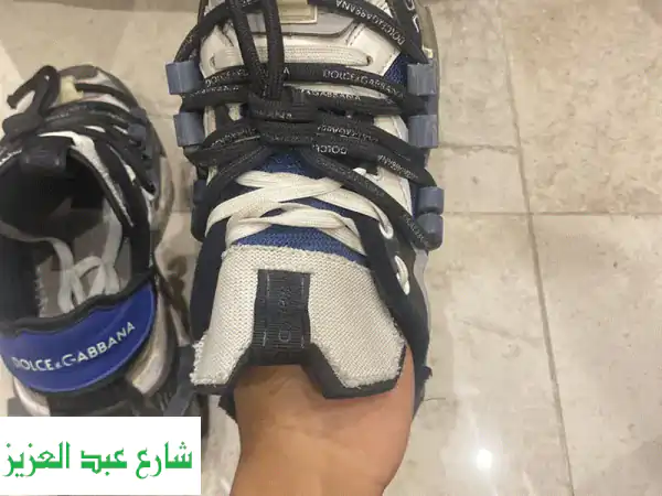 كوتشي دولسي جبانا أصلي مقاس 41: أناقة D&G تخطف الأنظار!