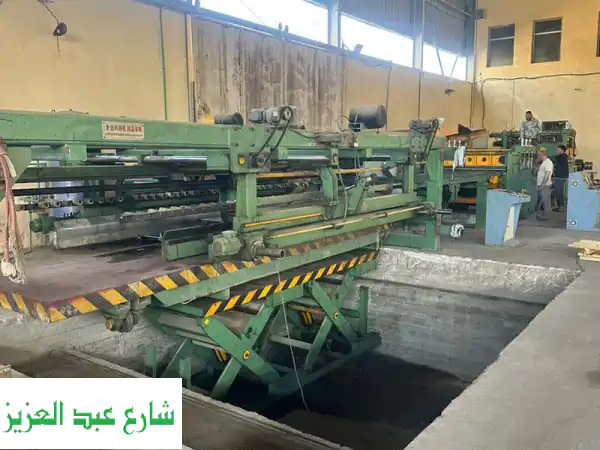 يوجد تقطيع وتشريح وتغليف الاستانلس ستيل سمك ٣. إلى ٣ مم عرض الكويل ١٦٠٠