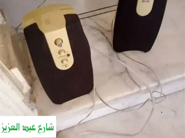 صفقة لا تُعوض: كاسيت سانيو كلاسيكي + سماعات قوية وخلاط مولينكس عملي! الكل بحالة ممتازة بـ 400 فقط!