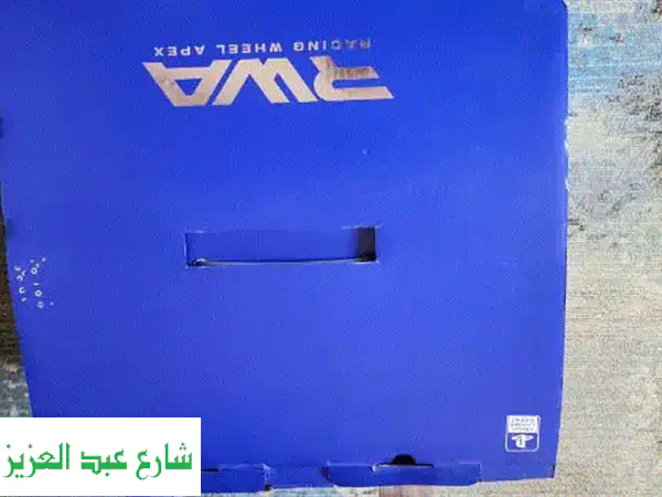 فرصة لا تعوض! عجلة قيادة Hori Racing Wheel (PS5/PS4/PC) -...