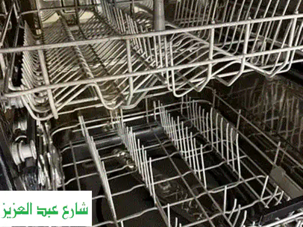 فرصة لا تعوض: غسالة اطباق ايطالي Iberna بحالة ممتازة - نظافة ولمعان لا مثيل لهما!