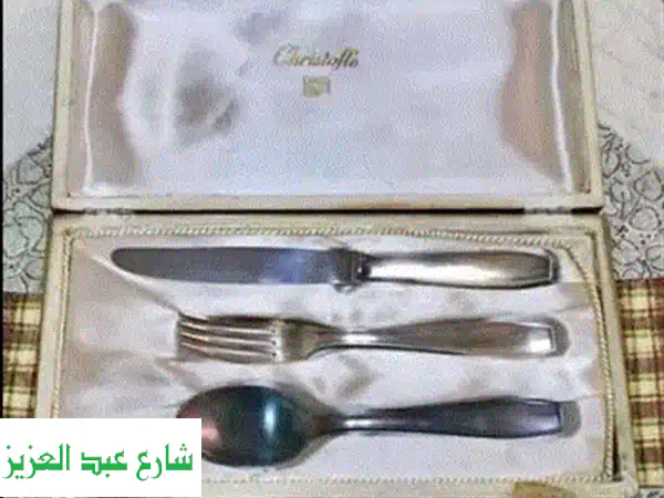 مطابخ اكريلك و hbl حديثه من أجود أنواع المطابخ صمم علي قد مساحه بيتك