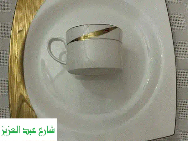 طقم صيني ألماني فاخر 124 قطعة جديد - أناقة خالدة...
