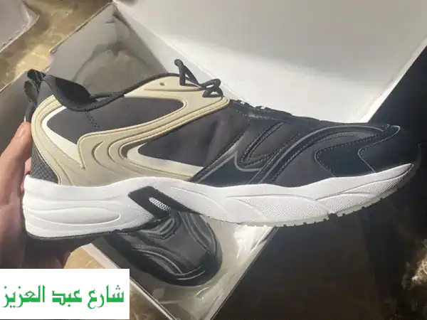 أناقة خالدة: حذاء كالفن كلاين ريترو تنس رجالي جديد كلياً (بالعلبة الأصلية!)