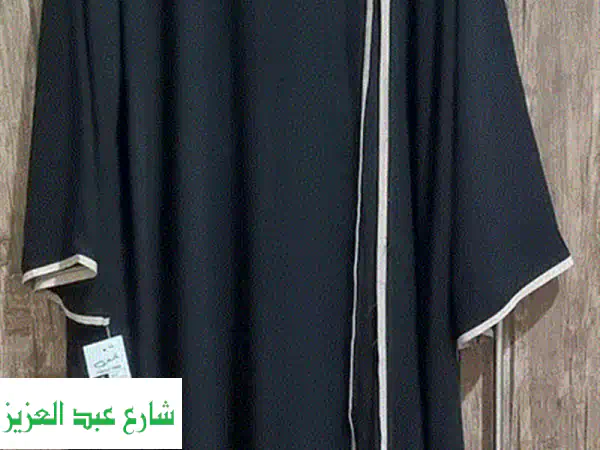فستان أحمر أسود بمقاسات كبيرة: أناقة وثقة لا مثيل لها | يناسب حتى 100 كجم