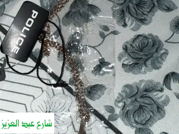 Police woman montaria watch with the necklace (set)