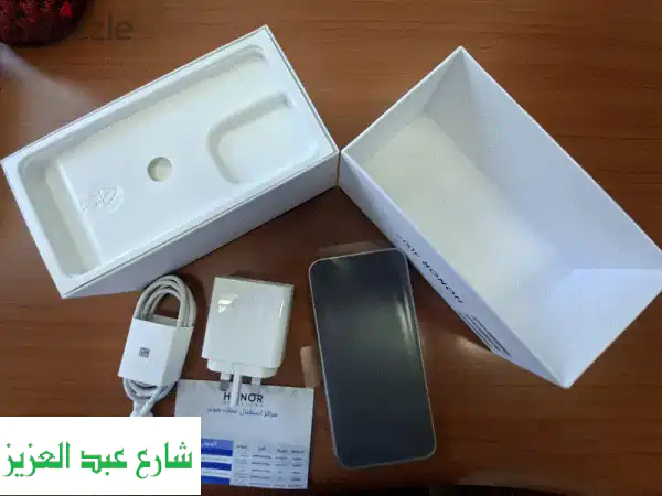 موبايل هونر 400  512 جيجا 12 رام كسر الزيرو