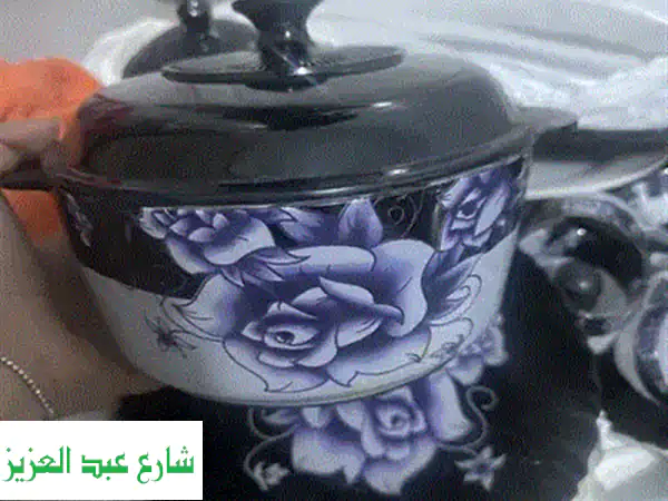 مطبخ دهب من مصنع موديرن كل ما هوا جديد صمم علي قد مساحه بيتك