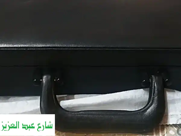 حقيبة اغراض شخصية