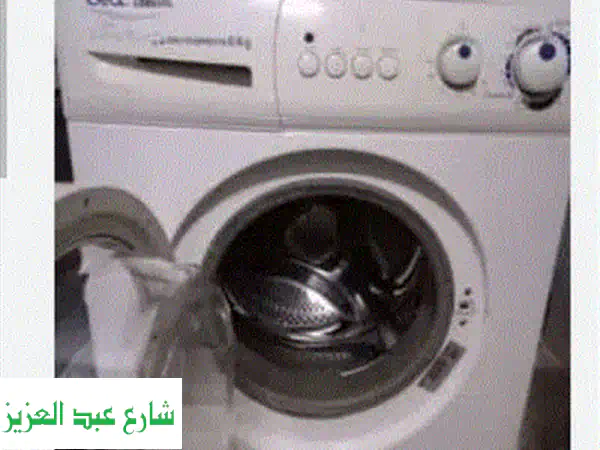 فرصة لا تعوض: غسالة ميتاج فوق أوتوماتيك 10 كغ (طلبية فيصل) | بحالة ممتازة - وفر الجودة والمال!