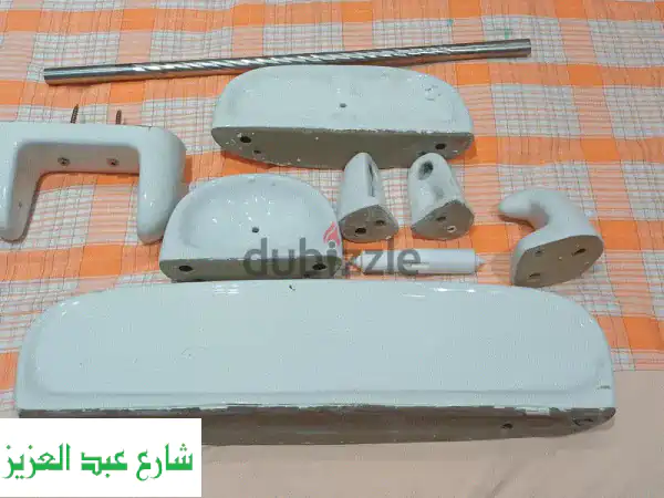 طقم اكسسوارات حمام ابيض