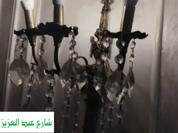 فرصة لا تعوض! 2 نجف نحاس خالص و 3 ابليك نحاس أصيل للبيع...