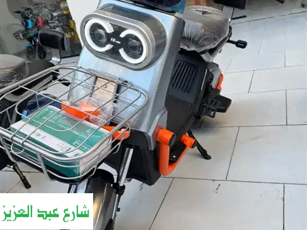 سكوتر Bee Lithium 1000W الكهربائي: قوة 1000W وبطارية ليثيوم 72V...