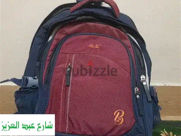 فرصة لا تعوض! شنطة مدرسية كيبلينج أصلية بحالة ممتازة للبيع