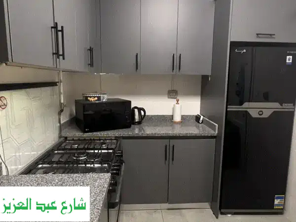 مطبخ  starwood  mdfمستعمل ست شهور فقط للبيع مع الخلاط والحوض الستالس