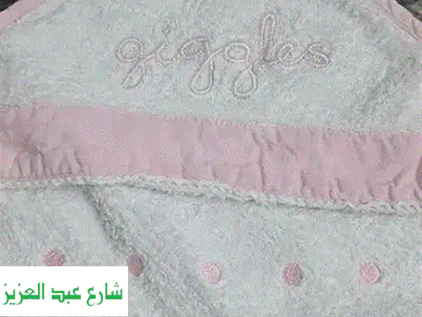 فرشة أسنان بالبطارية مزودة ب (4 فرش ) وارد امريكا جديدة بالكرتونة