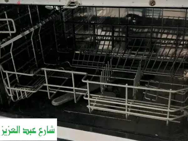 غسالة صحون بحالة ممتازة | استعمال خفيف وسعر لا يُقاوم!